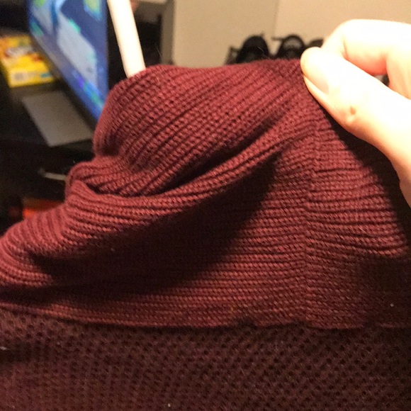 Express pullover sweater - Picture 2 of 3